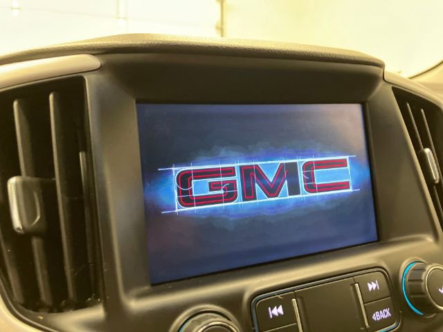 Used 2020 GMC Terrain SLT image 25