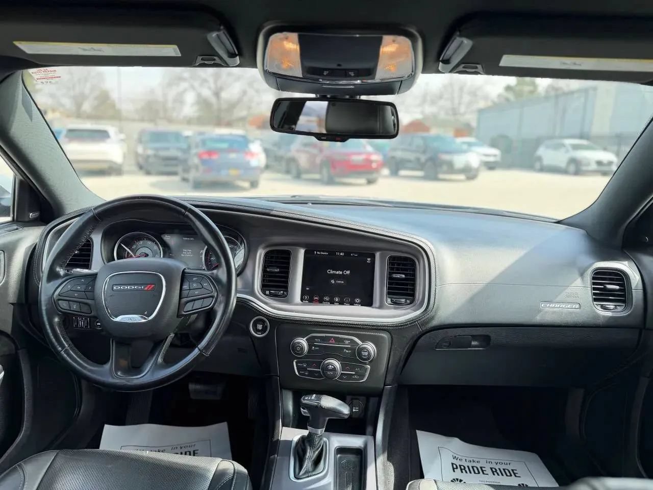 Used 2022 Dodge Charger SXT w/ Plus Group RWD image 12