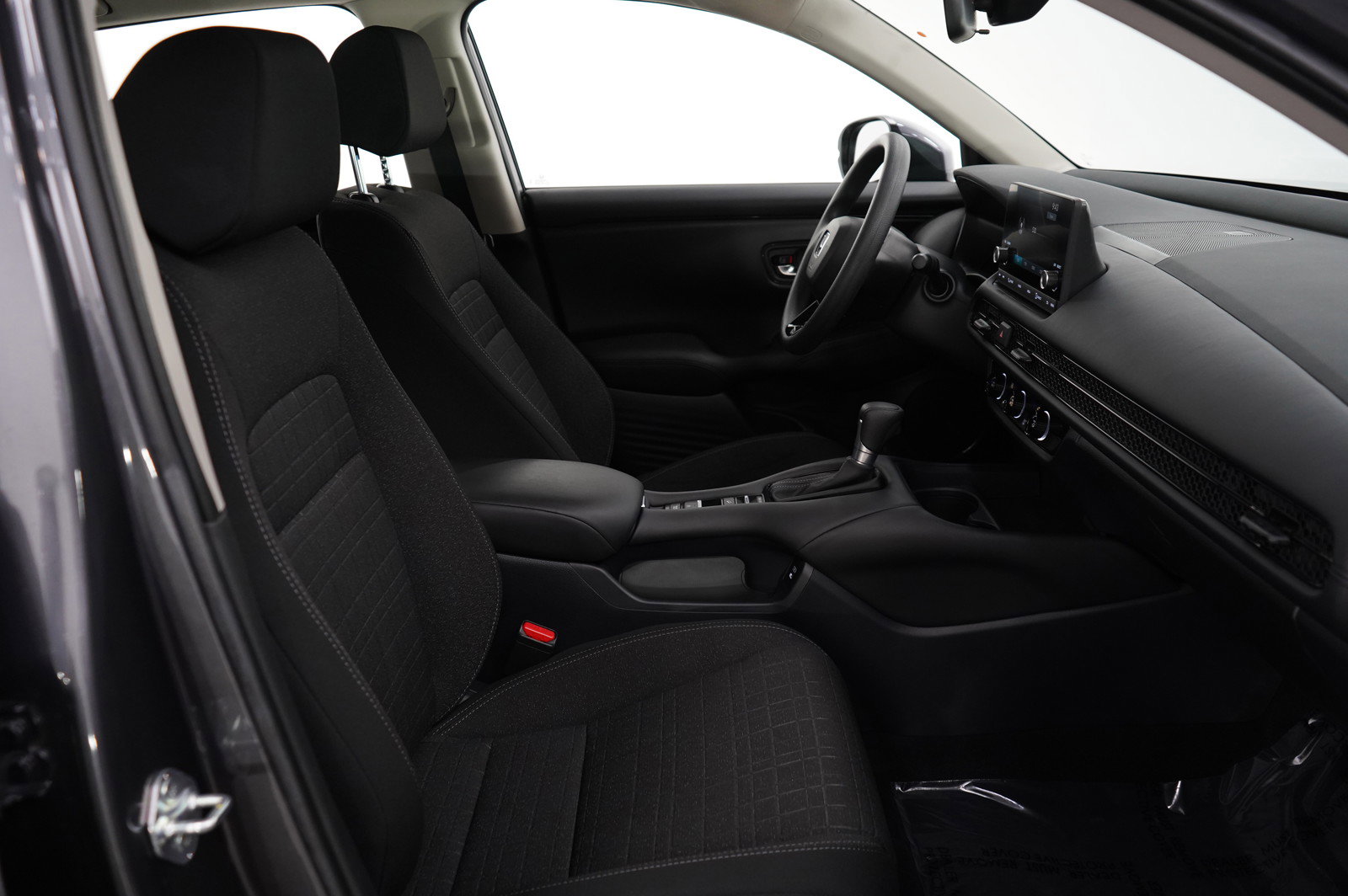 Used 2024 Honda HR-V LX image 10