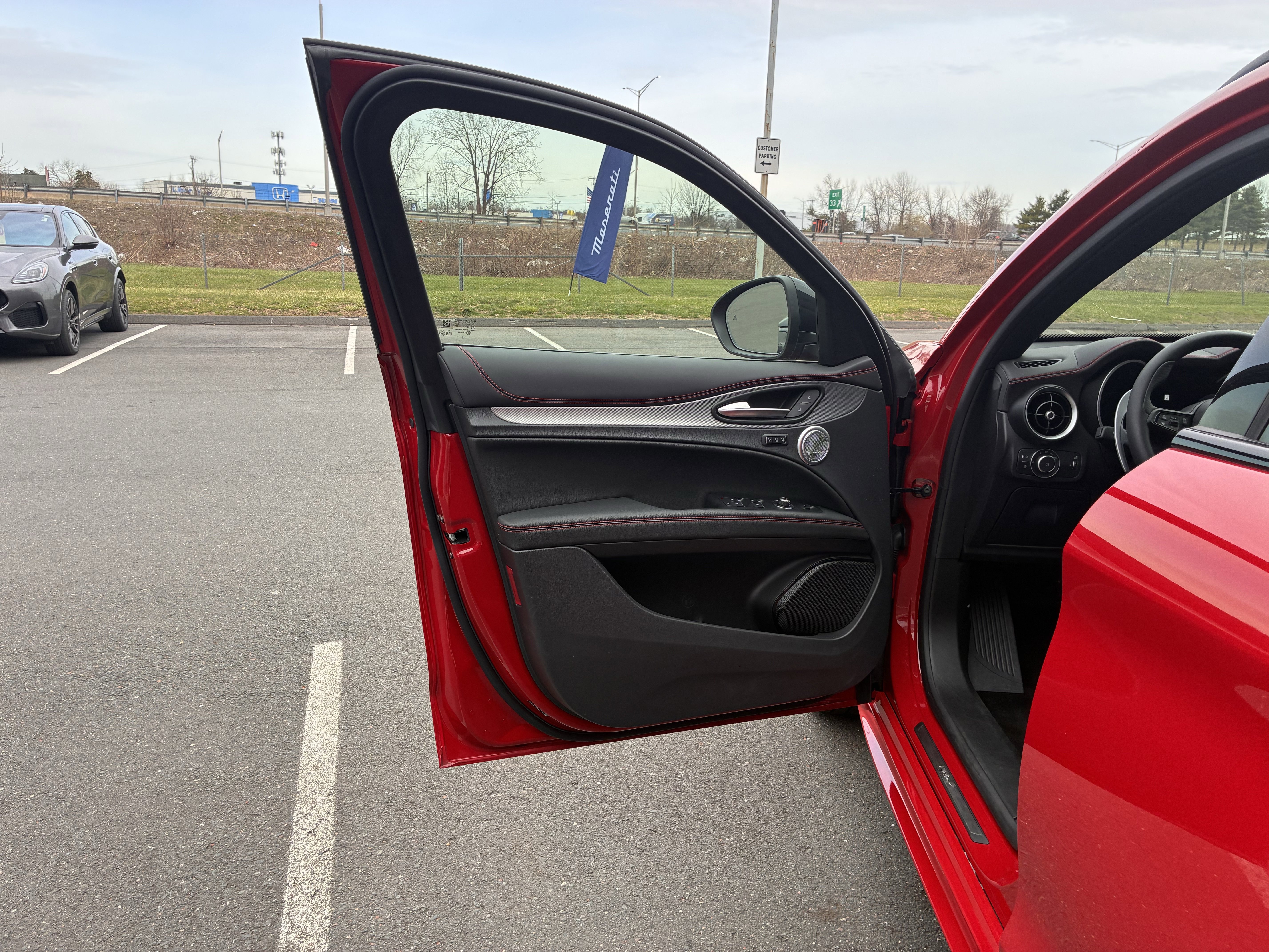 Certified 2025 Alfa Romeo Stelvio Tributo Italiano w/ Driving Assist Package image 13