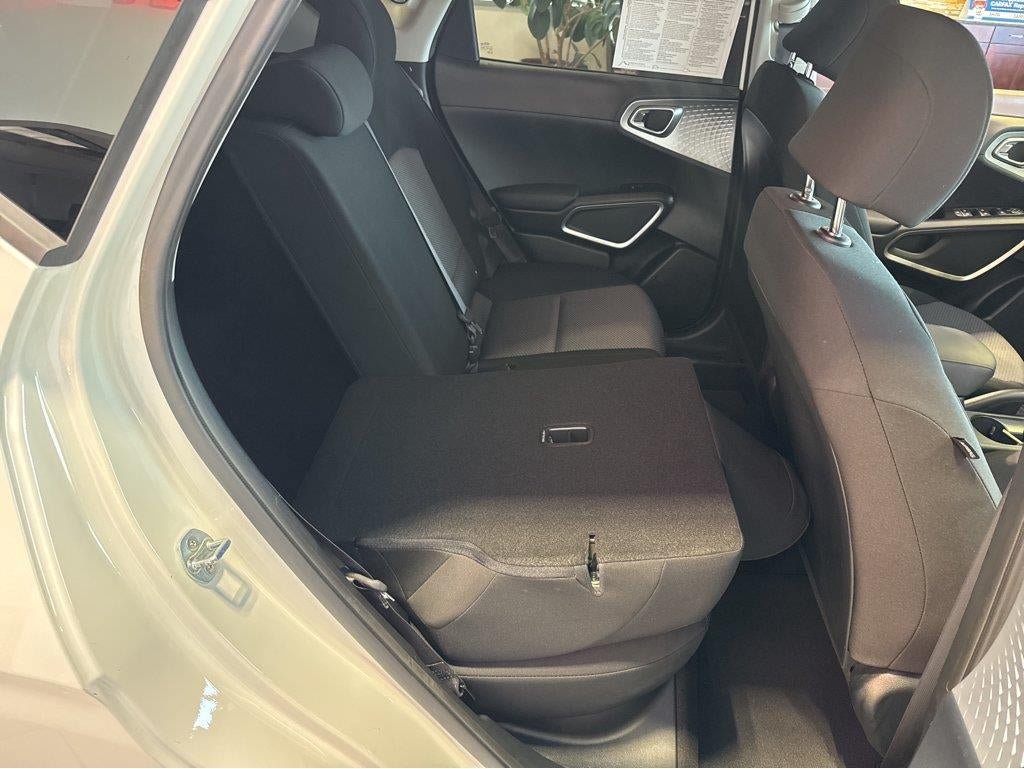 Used 2021 Kia Soul LX FWD image 38