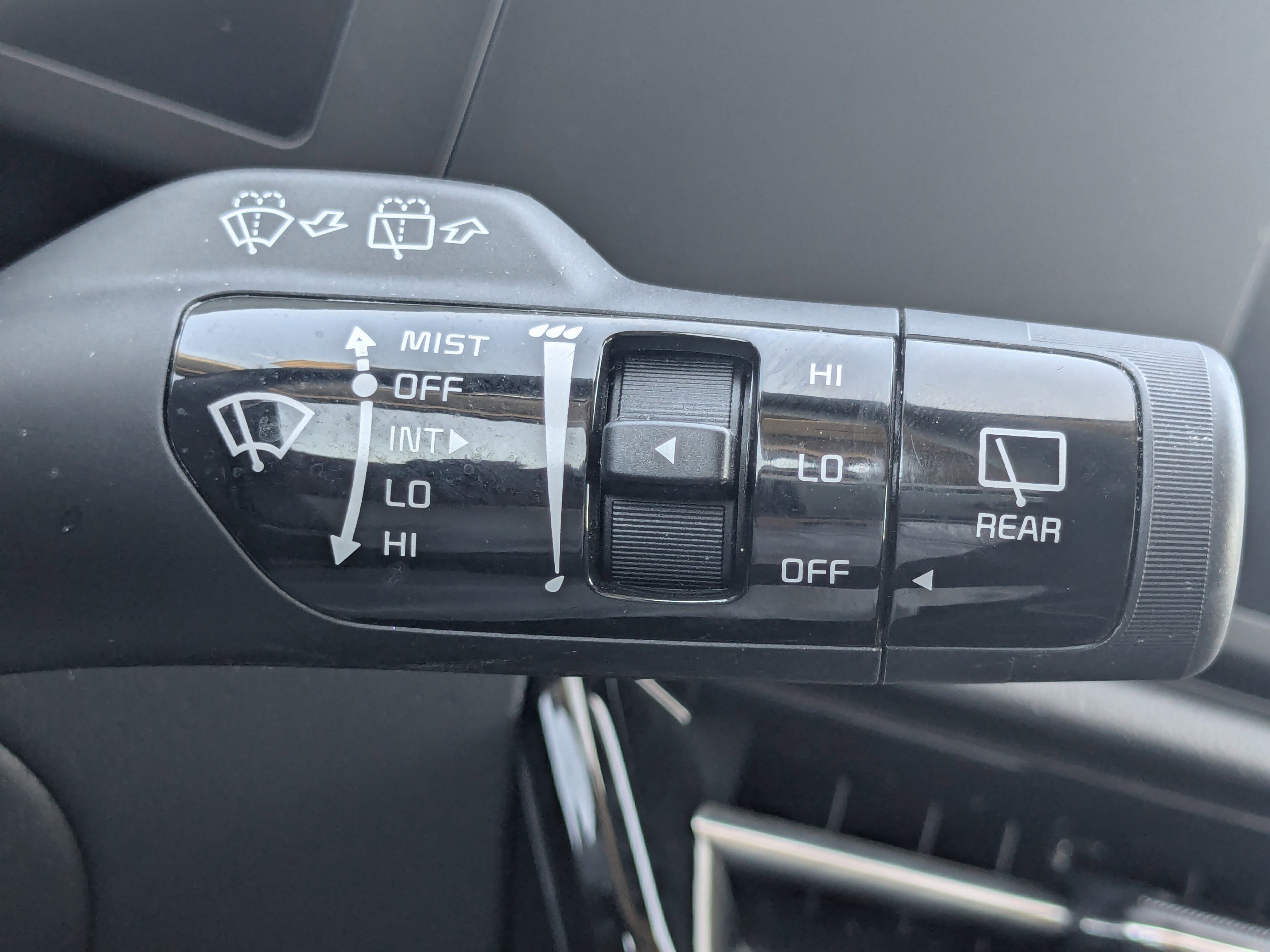 Certified 2024 Kia Niro LX image 36