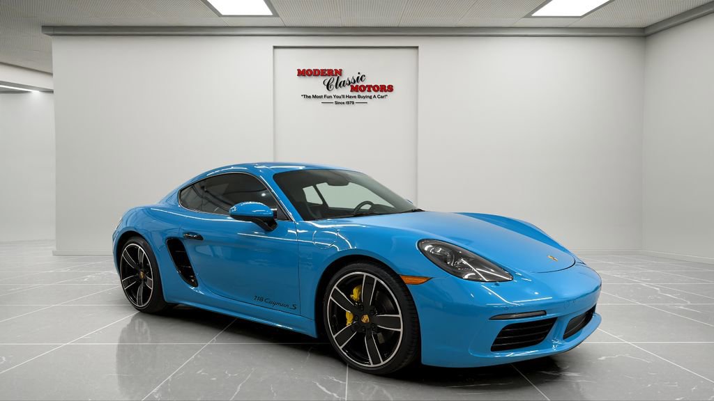 Used 2017 Porsche 718 Cayman S w/ Sport Chrono Package RWD image 1