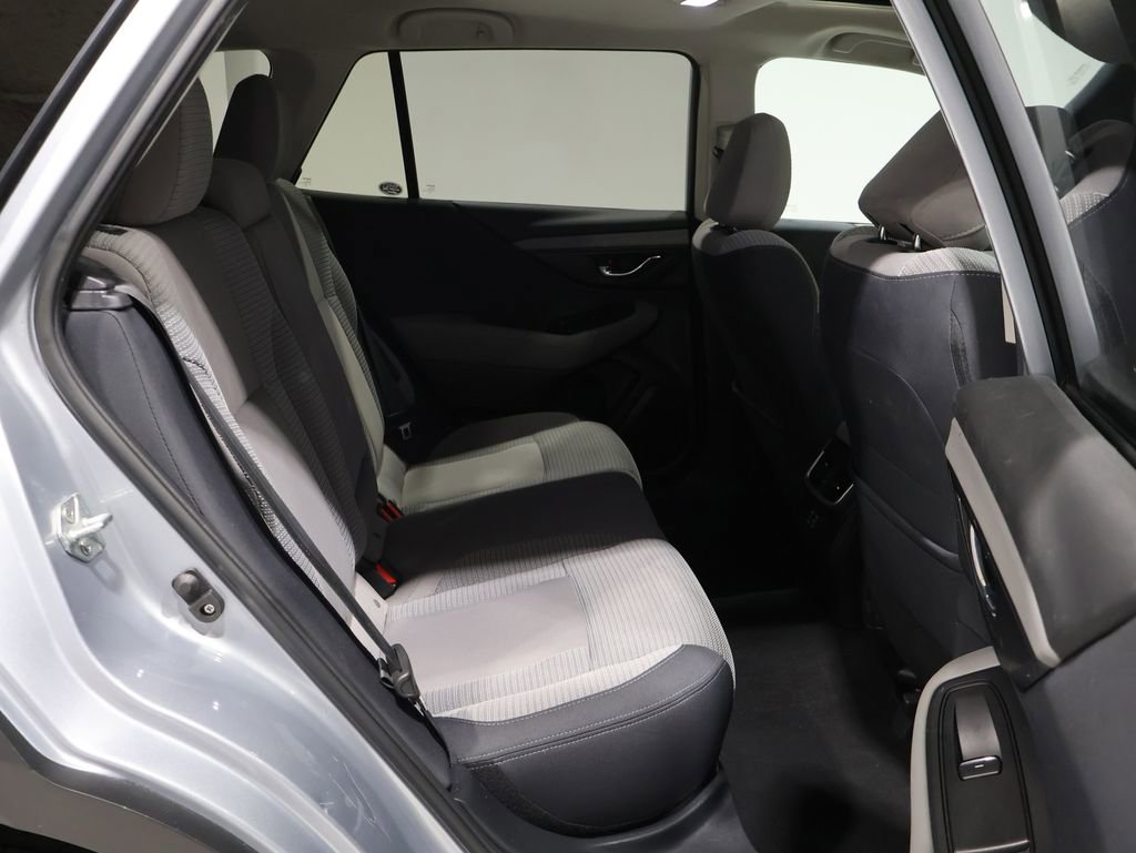 Used 2023 Subaru Outback Premium image 22