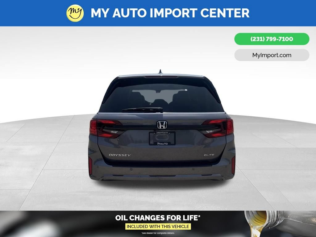 Used 2025 Honda Odyssey Elite image 6