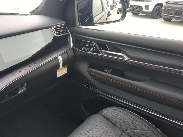 New 2026 Jeep Grand Wagoneer Summit AWD/4WD image 20