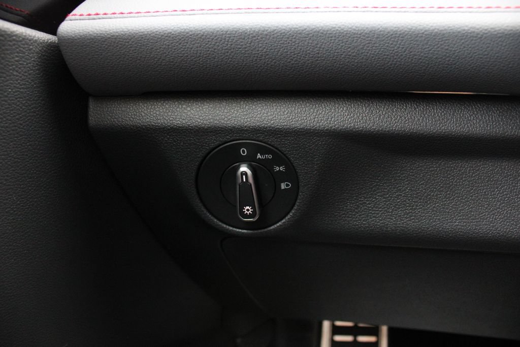 New 2027 Volkswagen Jetta GLI Autobahn FWD image 10