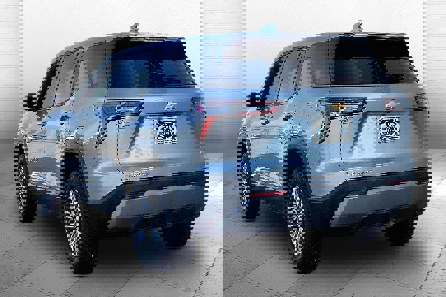 Used 2025 Chevrolet Equinox LT AWD/4WD image 10