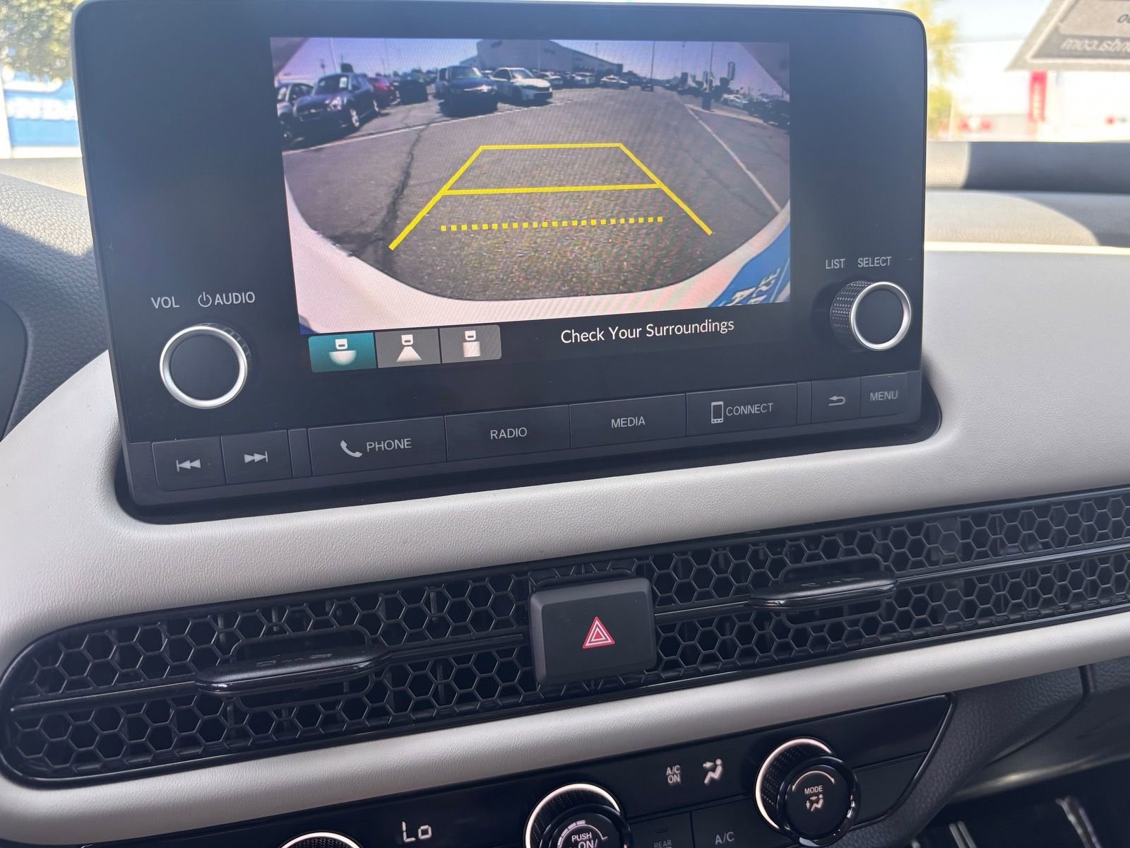 Certified 2025 Honda HR-V LX image 27
