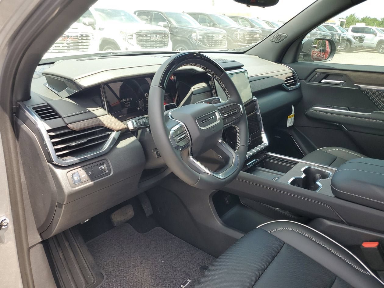 New 2026 GMC Acadia Denali w/ Super Cruise Package FWD image 20
