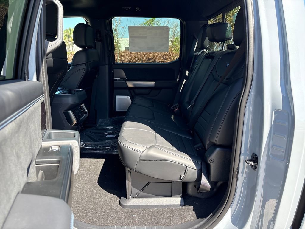 New 2026 Ford F350 Platinum image 32
