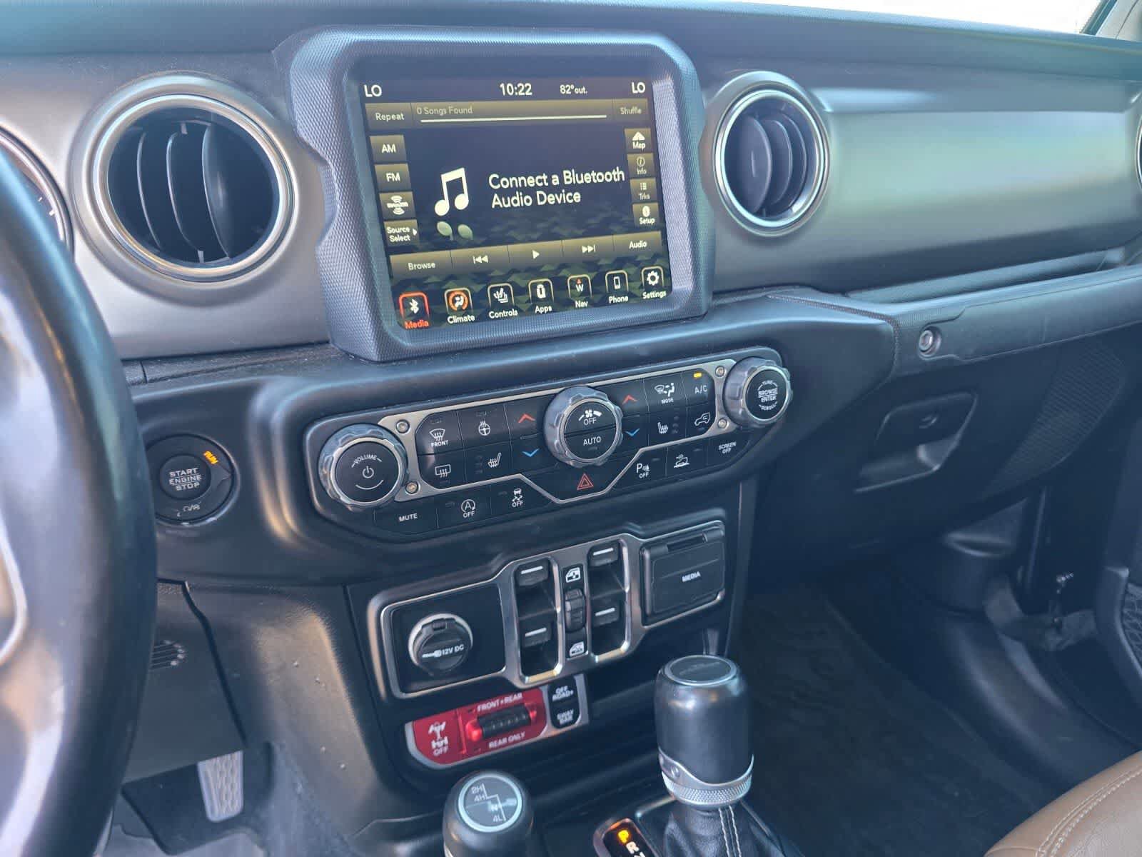 Used 2020 Jeep Gladiator Rubicon w/ Dual Top Group AWD/4WD image 18