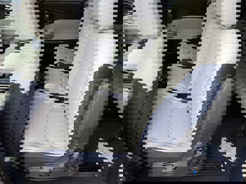 New 2026 Kia Carnival SX image 8