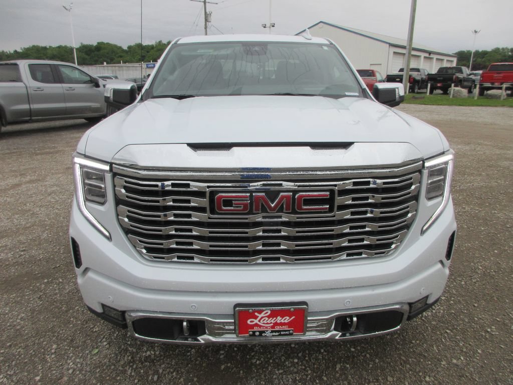 New 2026 GMC Sierra 1500 Denali w/ Denali Reserve Package AWD/4WD image 14