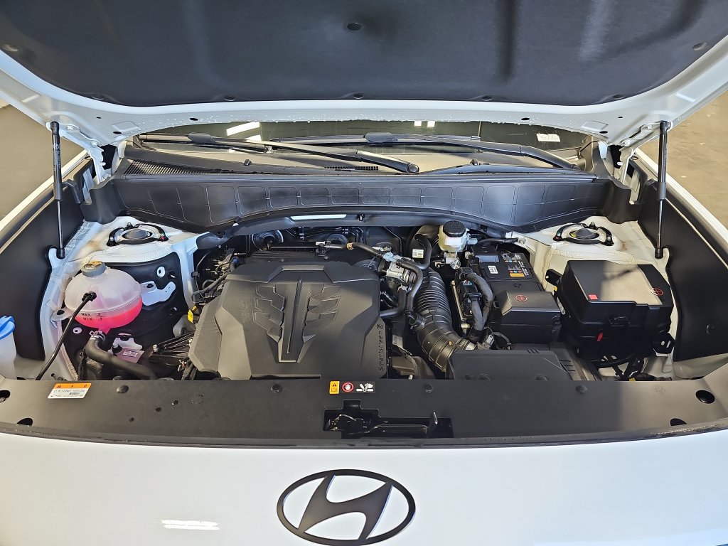 Certified 2026 Hyundai Palisade XRT Pro AWD/4WD image 33