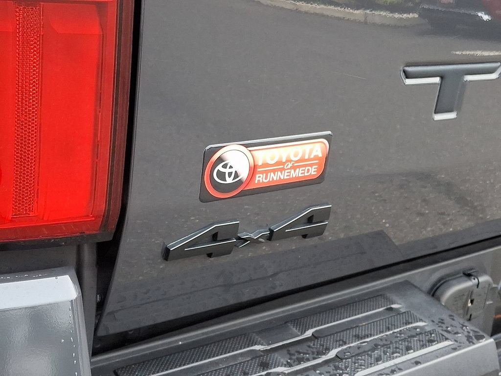 Certified 2025 Toyota Tacoma TRD Sport AWD/4WD image 30