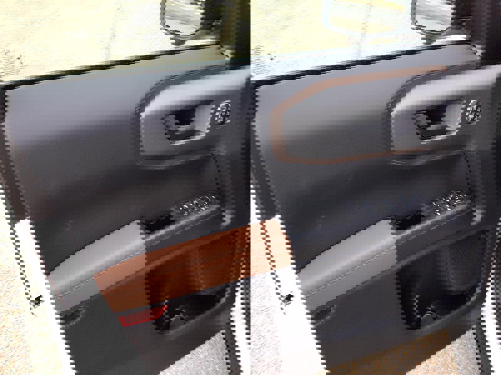 New 2025 Ford Bronco Sport Outer Banks w/ Outer Banks Tech Package+ image 11