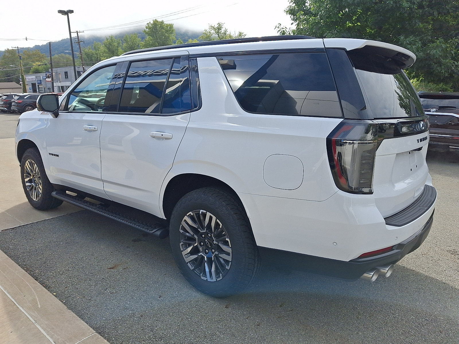 New 2026 Chevrolet Tahoe Z71 w/ Z71 Off-Road Package AWD/4WD image 4
