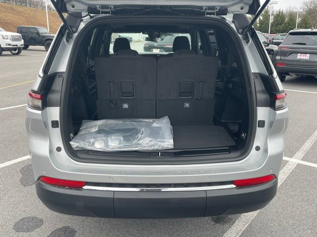 New 2025 Jeep Grand Cherokee L Laredo AWD/4WD image 7