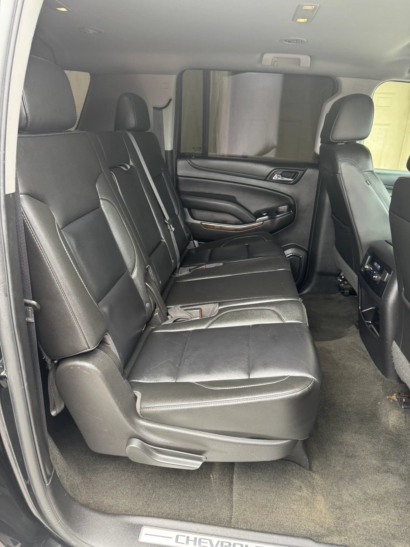 Used 2018 Chevrolet Suburban LT AWD/4WD image 11