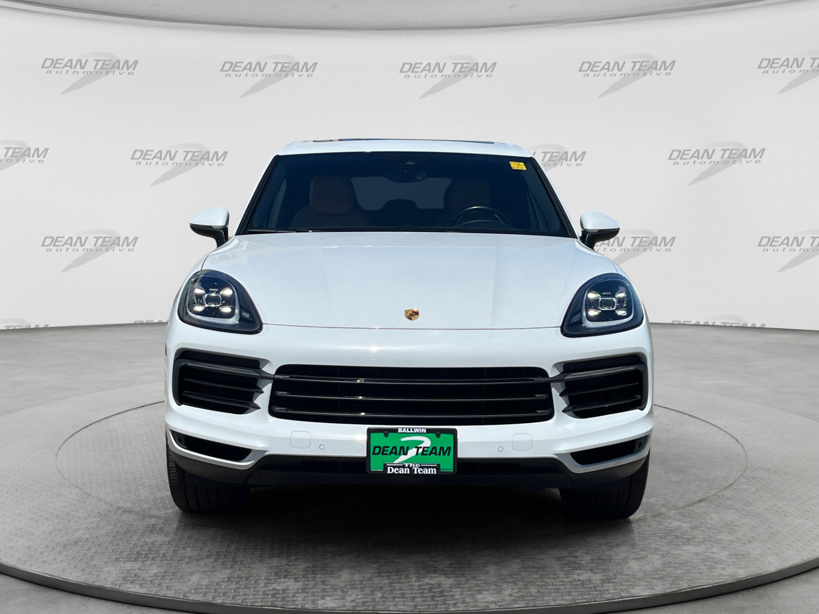 Used 2022 Porsche Cayenne S AWD/4WD image 2