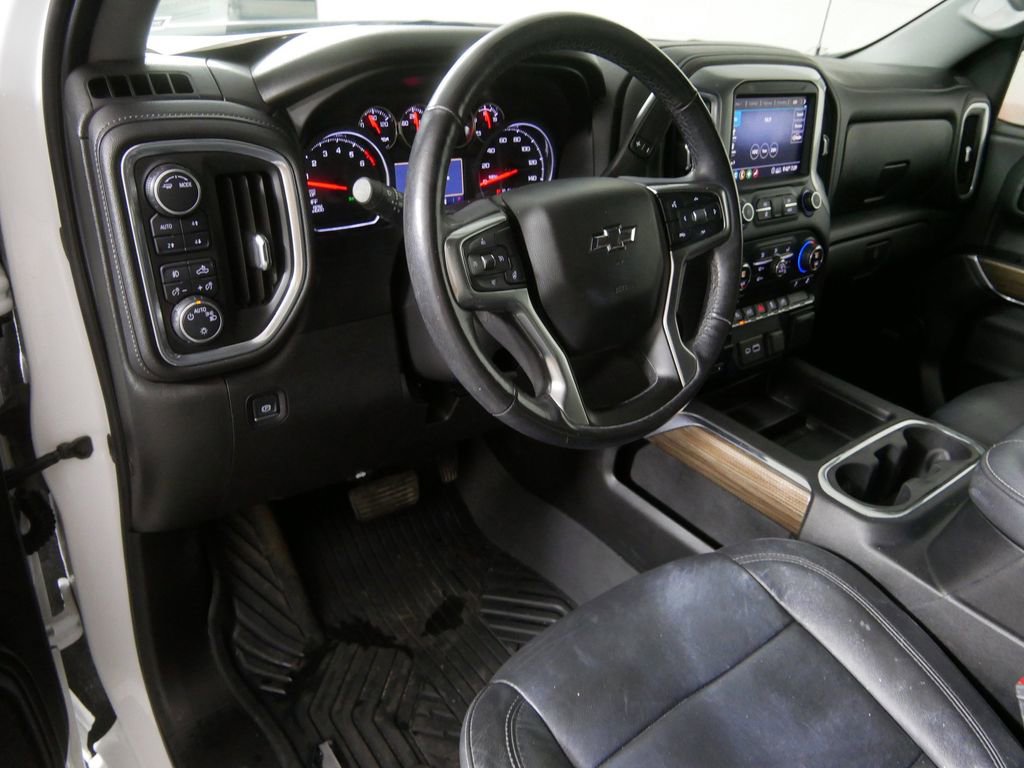 Used 2020 Chevrolet Silverado 1500 LT Trail Boss image 14