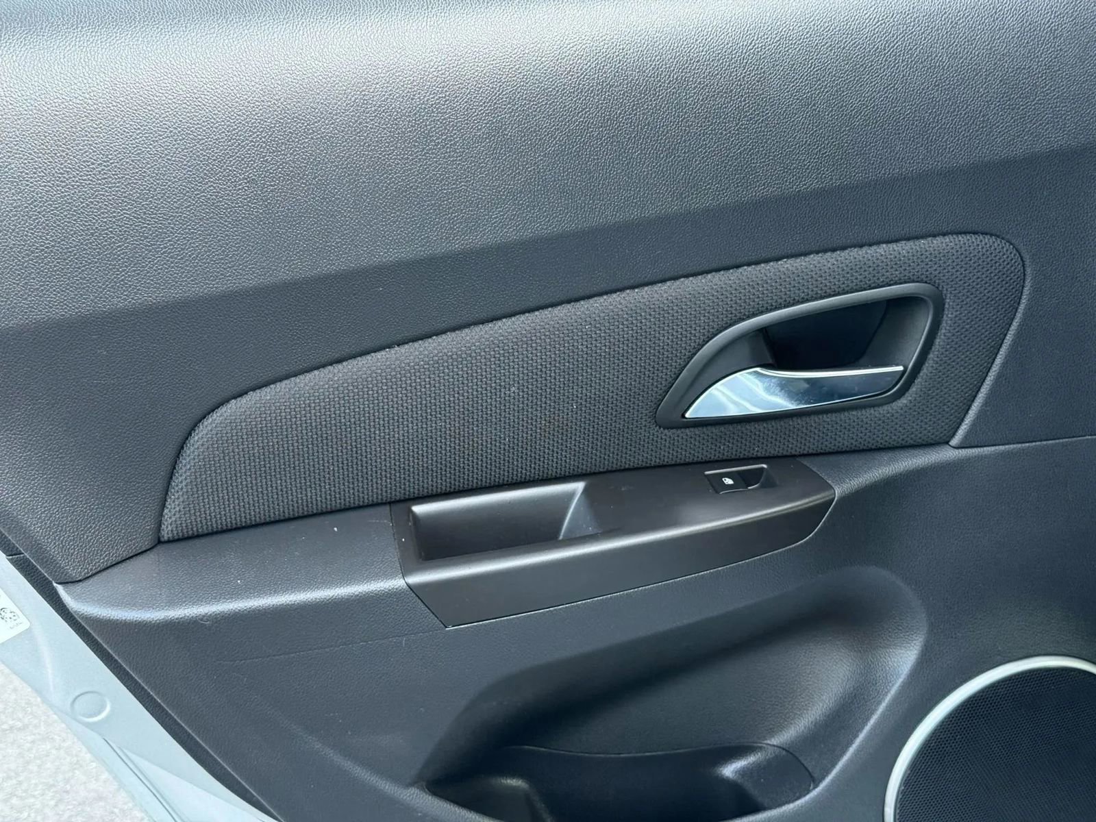 Used 2016 Chevrolet Cruze LT w/ Sun And Sound Package image 41