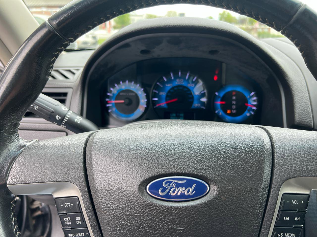 Used 2011 Ford Fusion SEL FWD image 18
