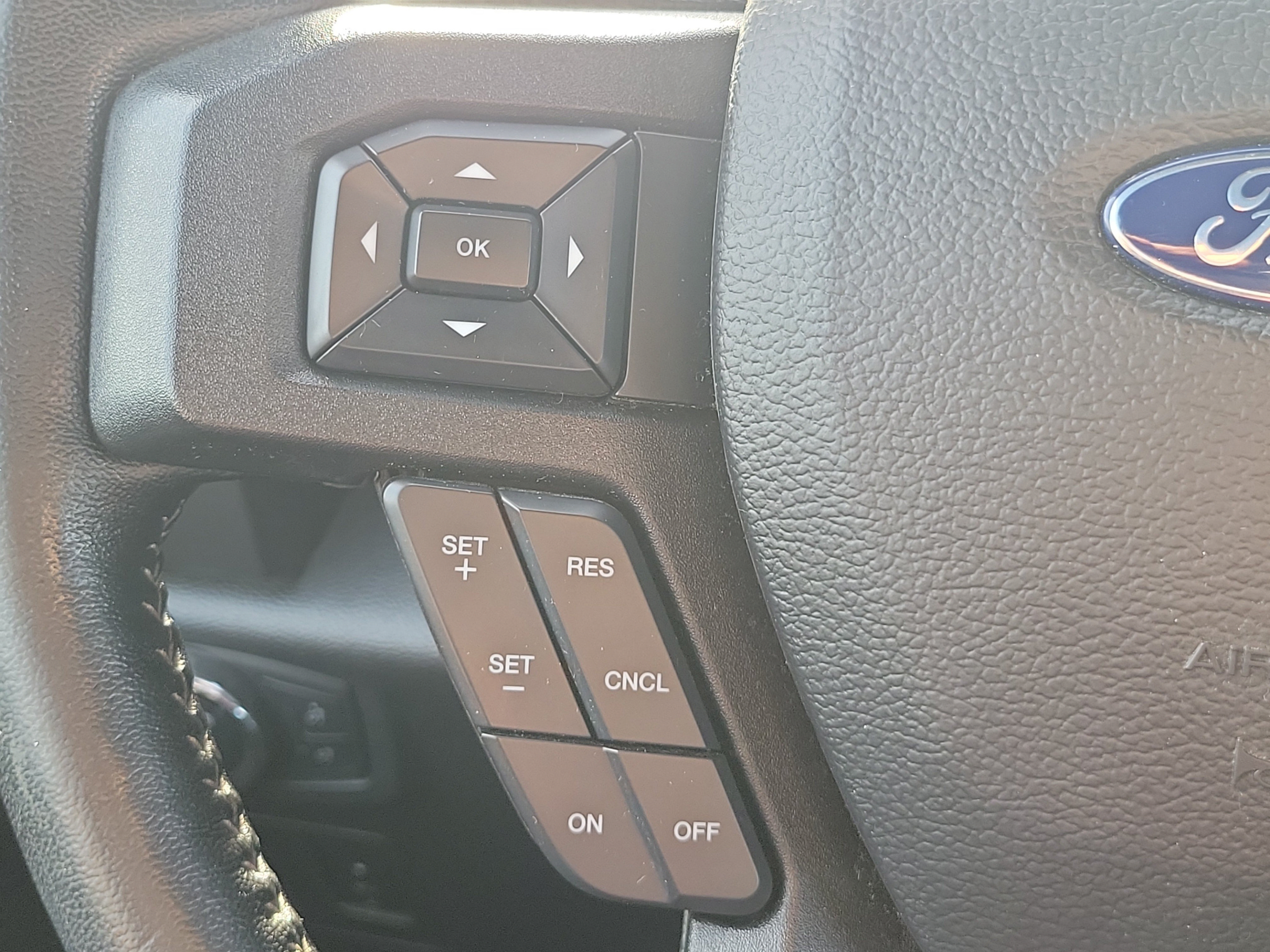 Used 2019 Ford F150 XLT w/ Equipment Group 302A Luxury AWD/4WD image 20