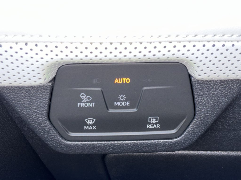 New 2026 Volkswagen Atlas Cross Sport SEL Premium R-Line AWD/4WD image 6