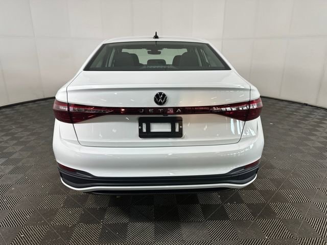 Used 2025 Volkswagen Jetta S image 4