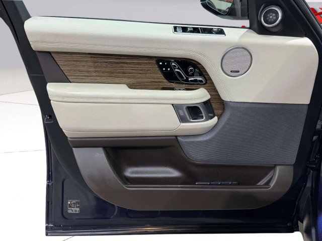 Used 2019 Land Rover Range Rover HSE image 27