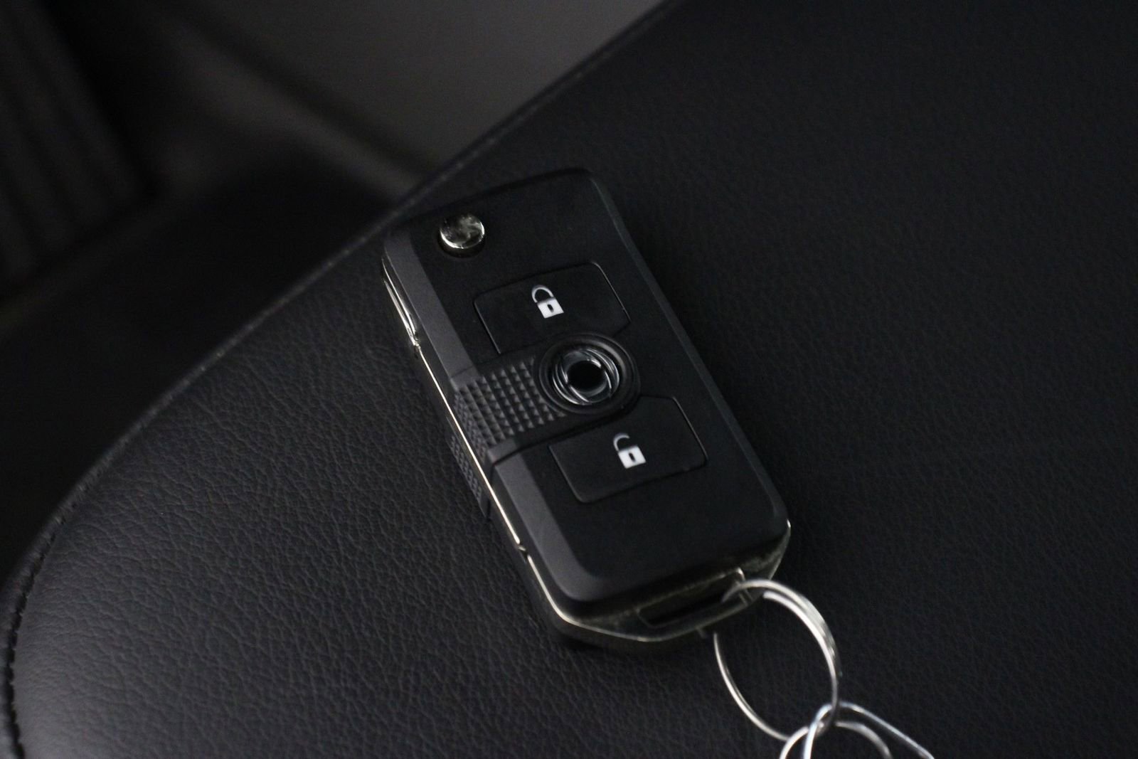 Used 2024 INEOS Grenadier Fieldmaster Edition image 32