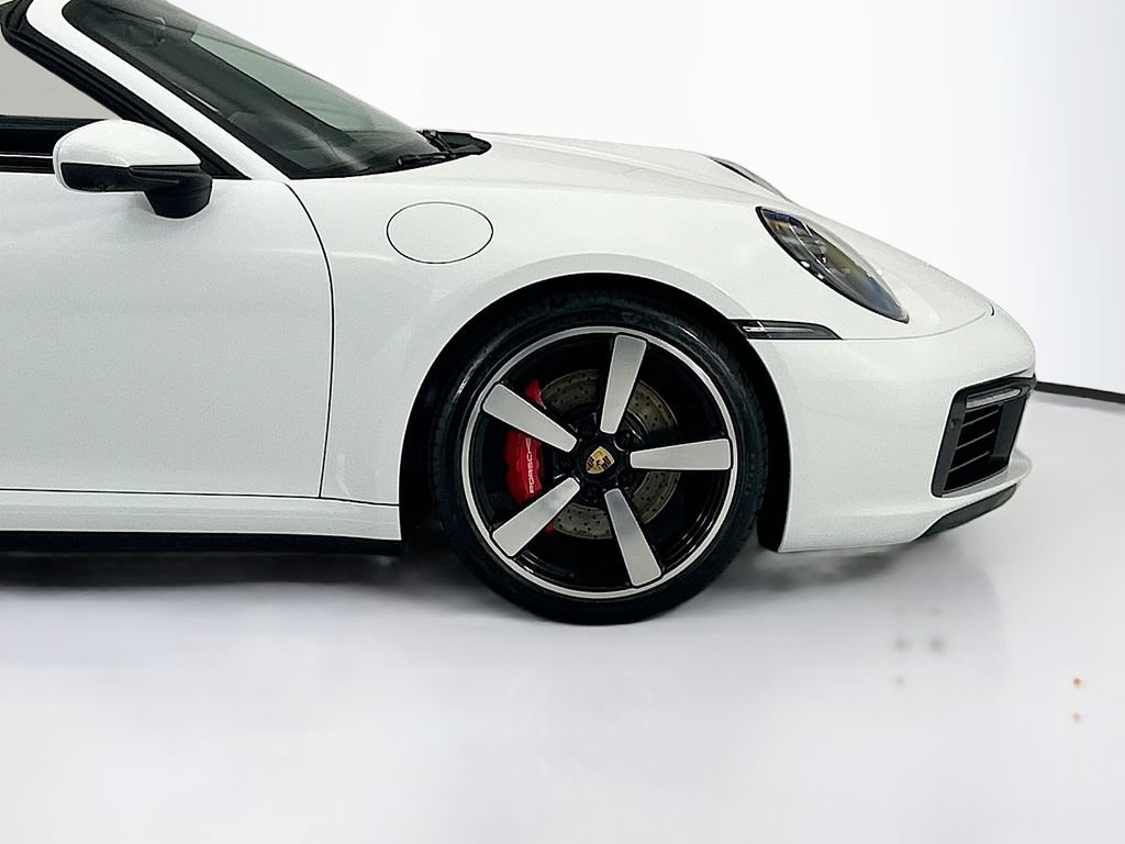 Certified 2022 Porsche 911 Targa 4S AWD/4WD image 11