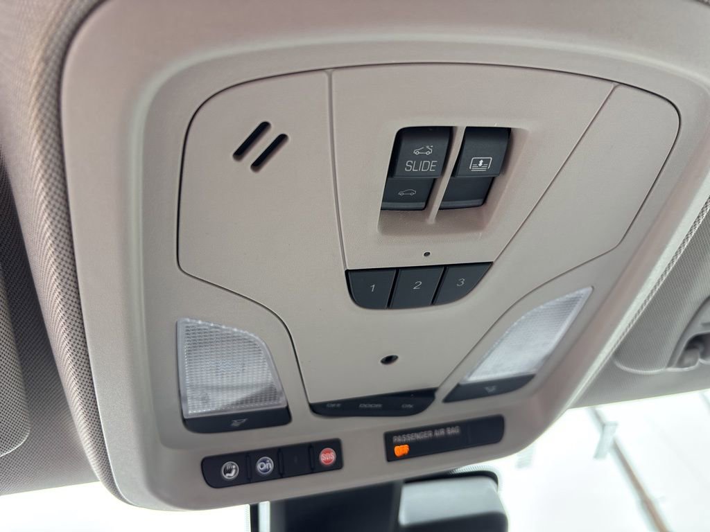 Used 2015 Chevrolet Impala LTZ image 30