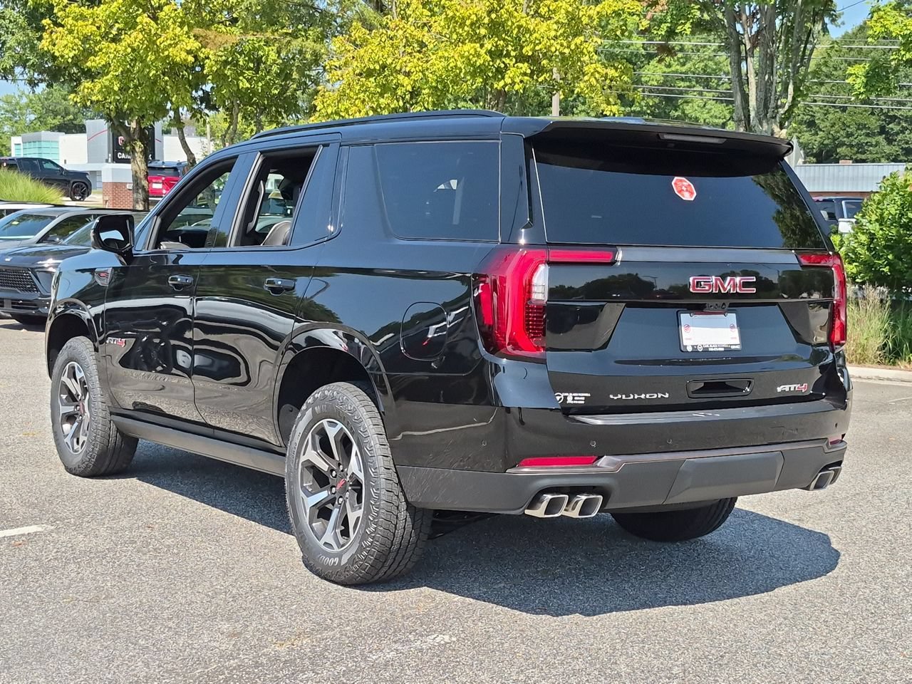 New 2026 GMC Yukon AT4 Ultimate AWD/4WD image 6
