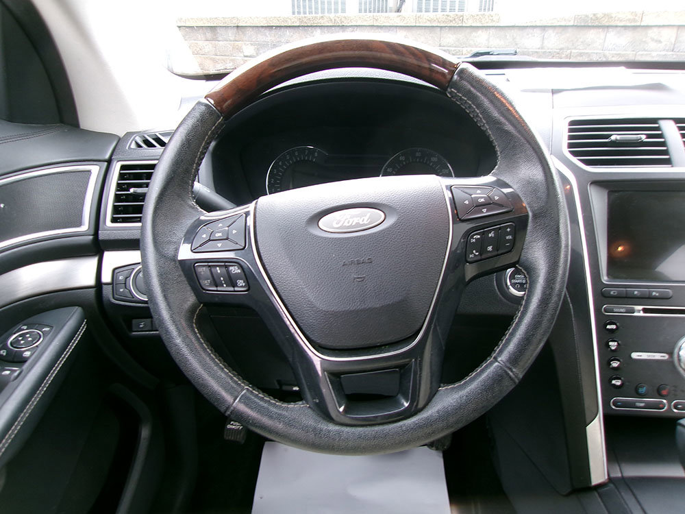 Used 2017 Ford Explorer Platinum AWD/4WD image 15