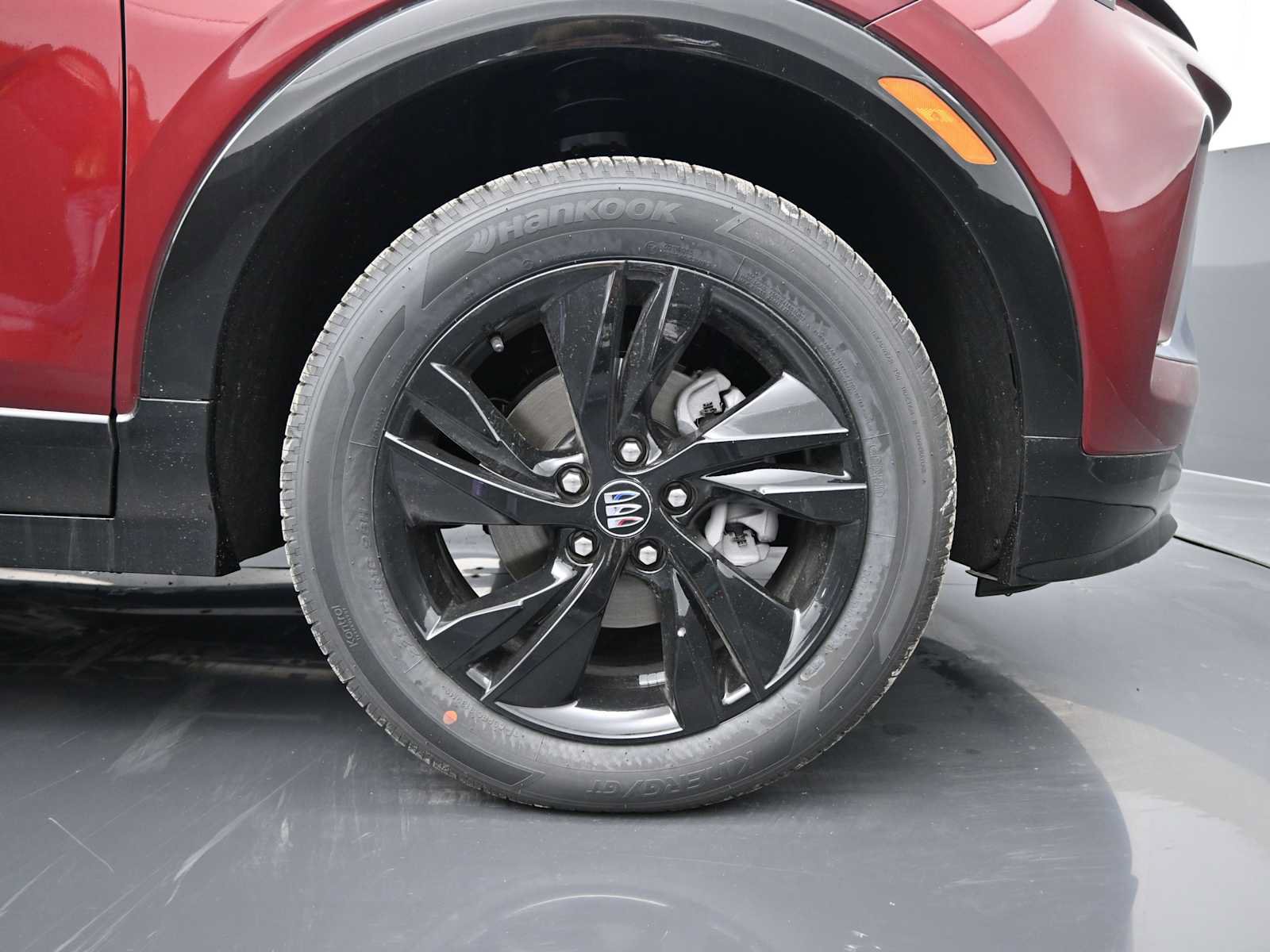 Used 2025 Buick Encore GX Sport Touring w/ Advanced Technology Package AWD/4WD image 10