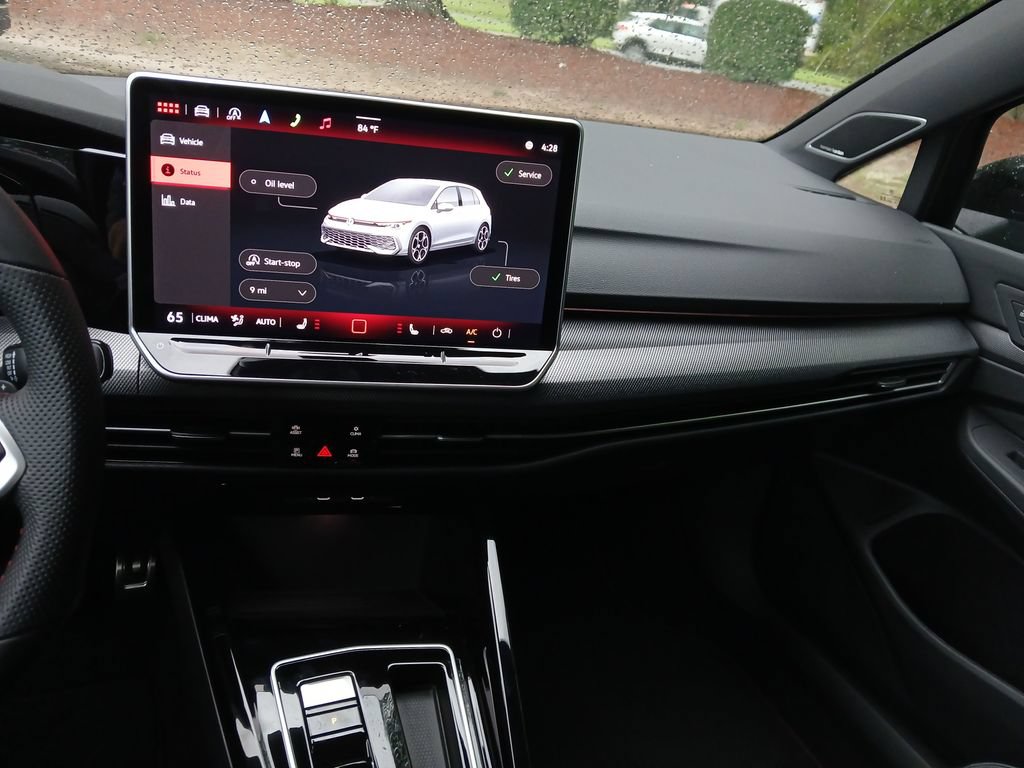 New 2026 Volkswagen GTI SE FWD image 17