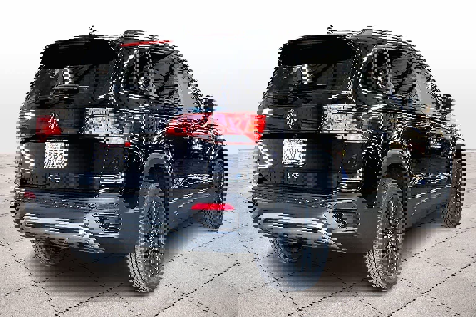 Used 2022 Volkswagen Taos S w/ IQ Drive S Package image 16