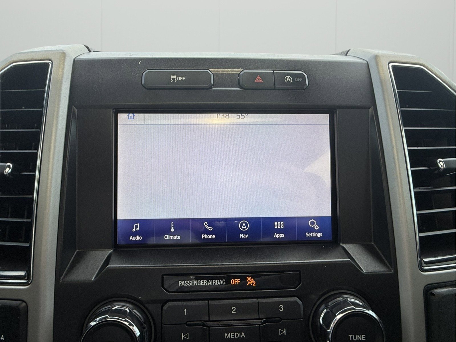 Used 2019 Ford F150 Lariat image 22