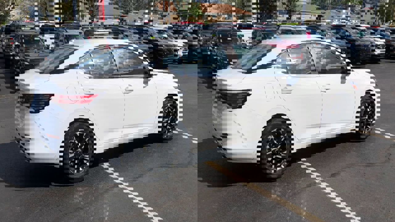 New 2025 Nissan Sentra SV w/ All-Weather Package image 7