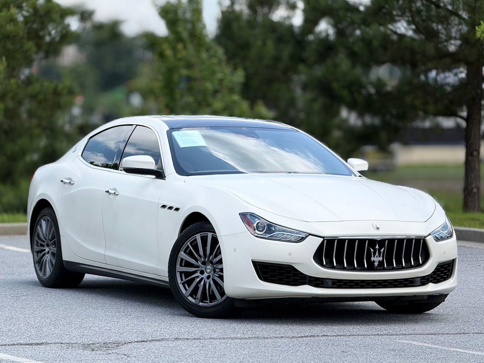 Used 2019 Maserati Ghibli RWD image 13