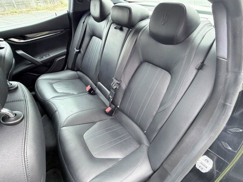 Used 2018 Maserati Ghibli image 9