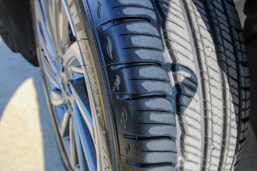 Used 2025 Lincoln Corsair Reserve w/ Equipment Group 202A AWD/4WD image 6