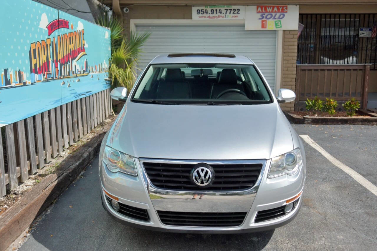 Used 2010 Volkswagen Passat Komfort image 3