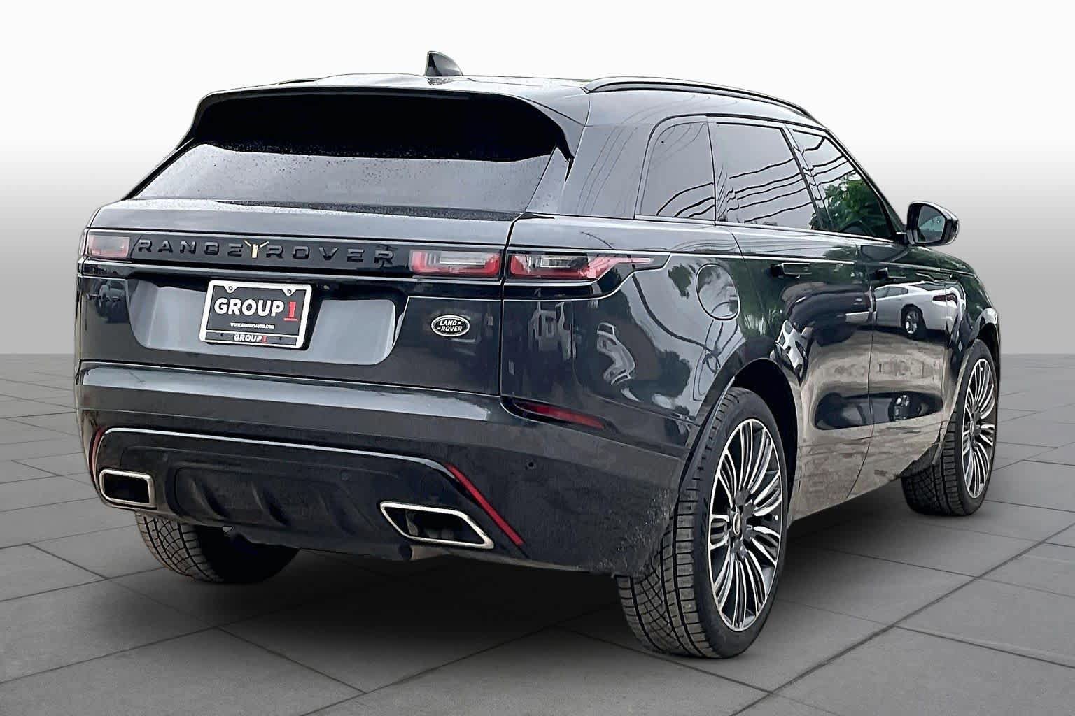 Used 2023 Land Rover Range Rover Velar R-Dynamic S AWD/4WD image 13