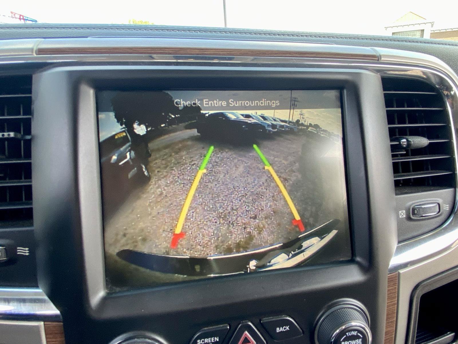 Used 2015 RAM 2500 Laramie w/ Convenience Group AWD/4WD image 16