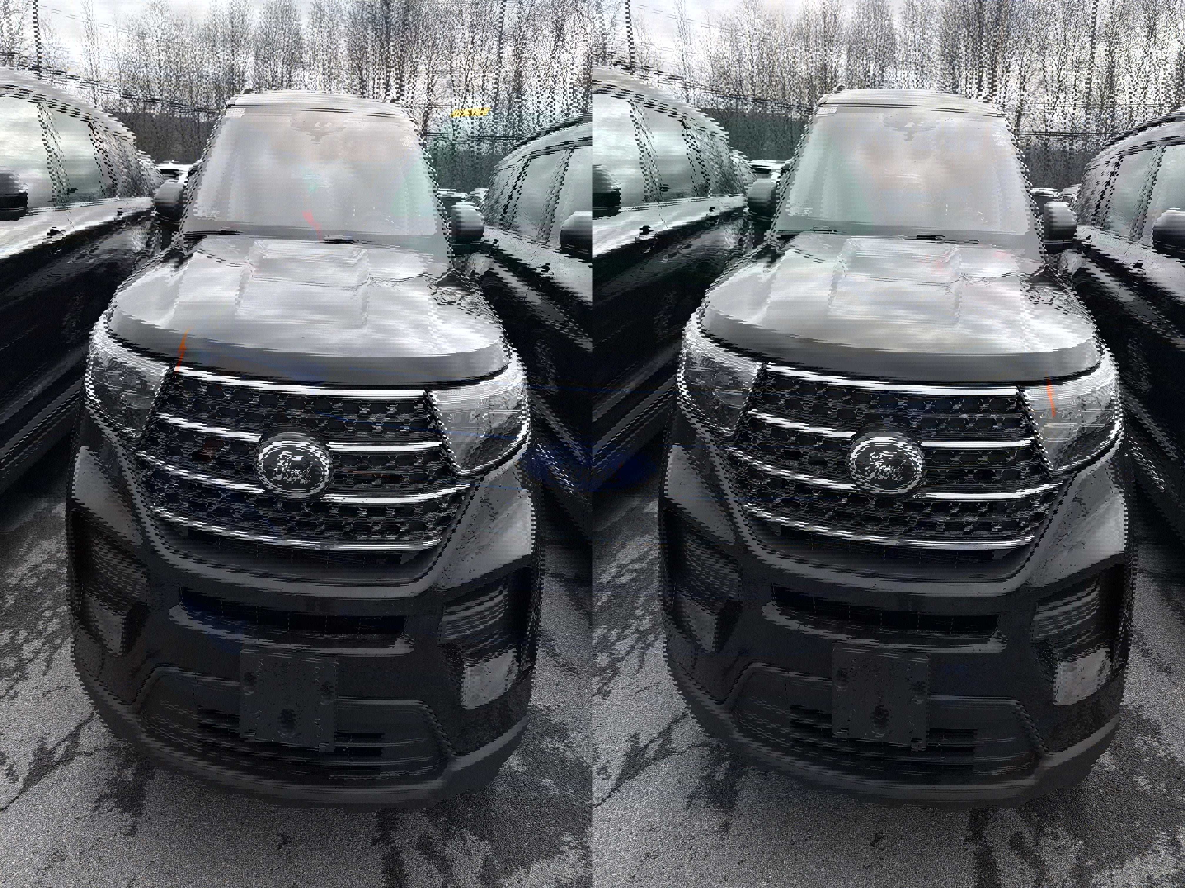 Used 2022 Ford Explorer XLT image 3