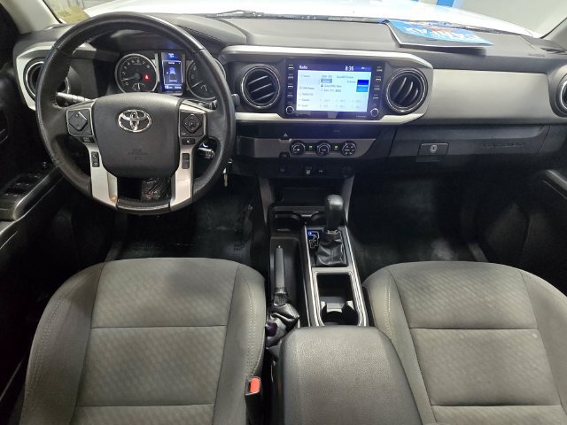 Used 2020 Toyota Tacoma SR5 RWD image 11